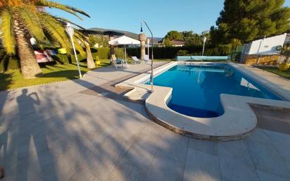 Piscina de Casa o xalet en venda en  Jaén Capital amb Aire condicionat, Jardí privat i Terrassa