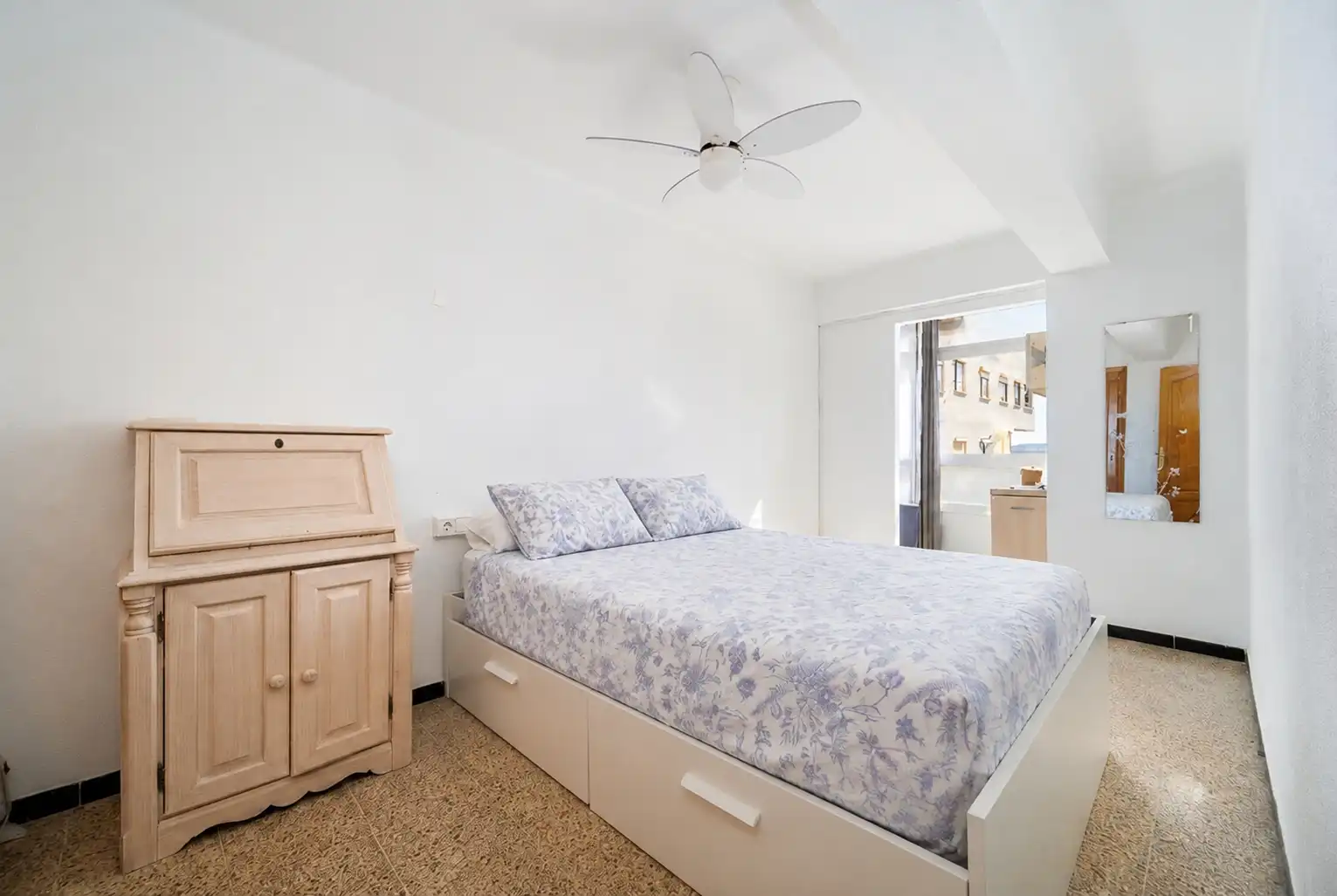 Bedroom of Flat for sale in  Palma de Mallorca  with Air Conditioner, Heating and Terrace