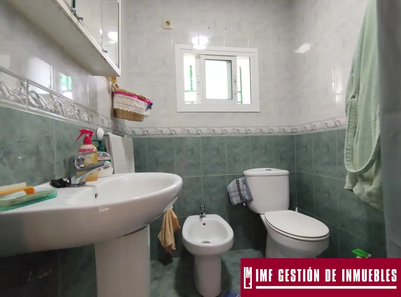 Baño de Finca rústica en venta en Vélez-Málaga con Jardín privado, Terraza y Trastero