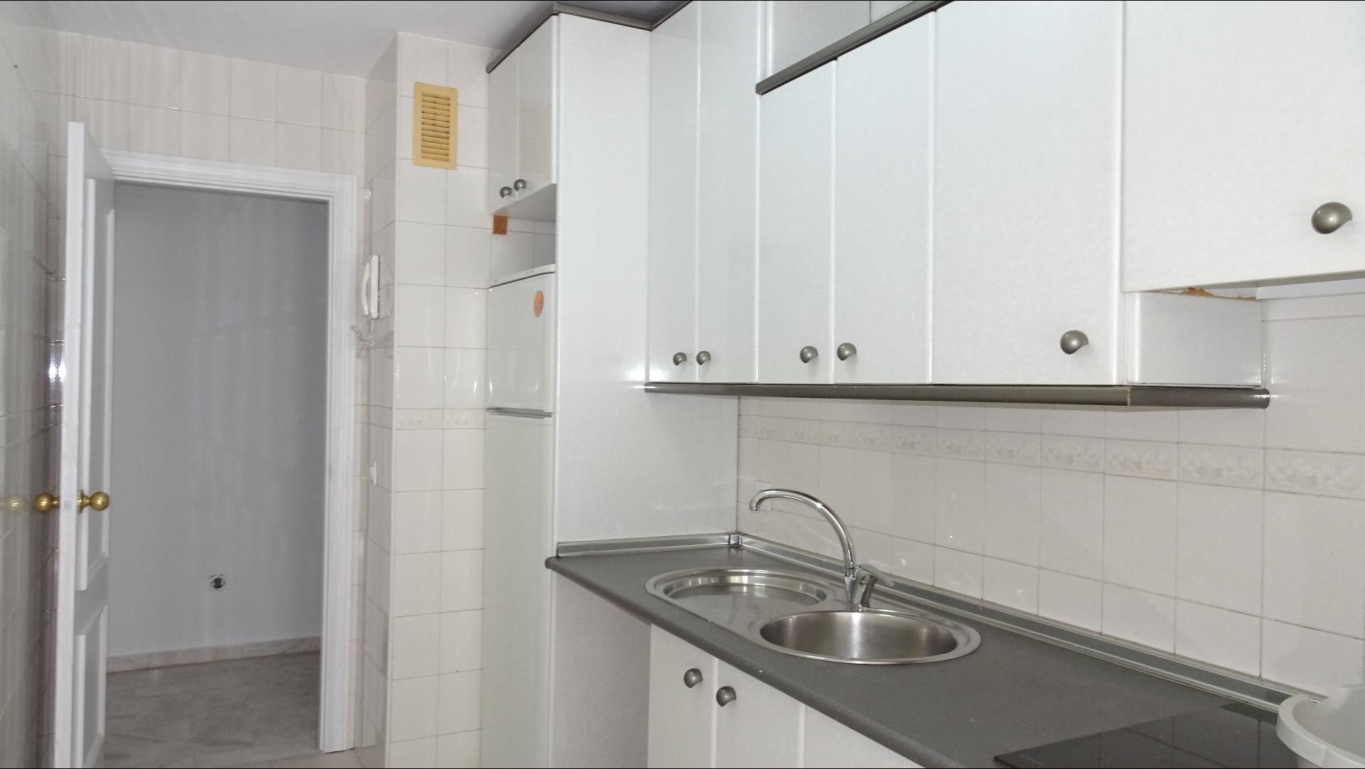 Flat to rent in Colores -  Entreparques, Este - Alcosa- Torreblanca,  Sevilla Capital