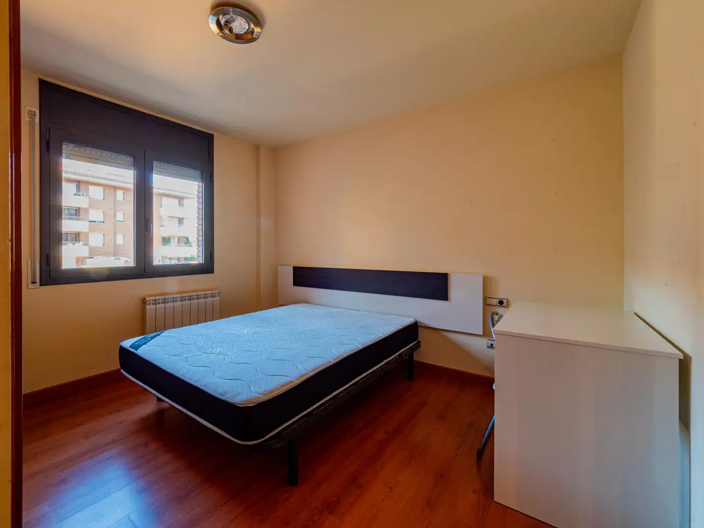 Habitación de Piso en venta en Vic con Calefacción