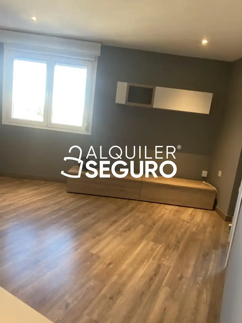 Sala d'estar de Pis de lloguer en Mislata amb Aire condicionat, Calefacció i Moblat