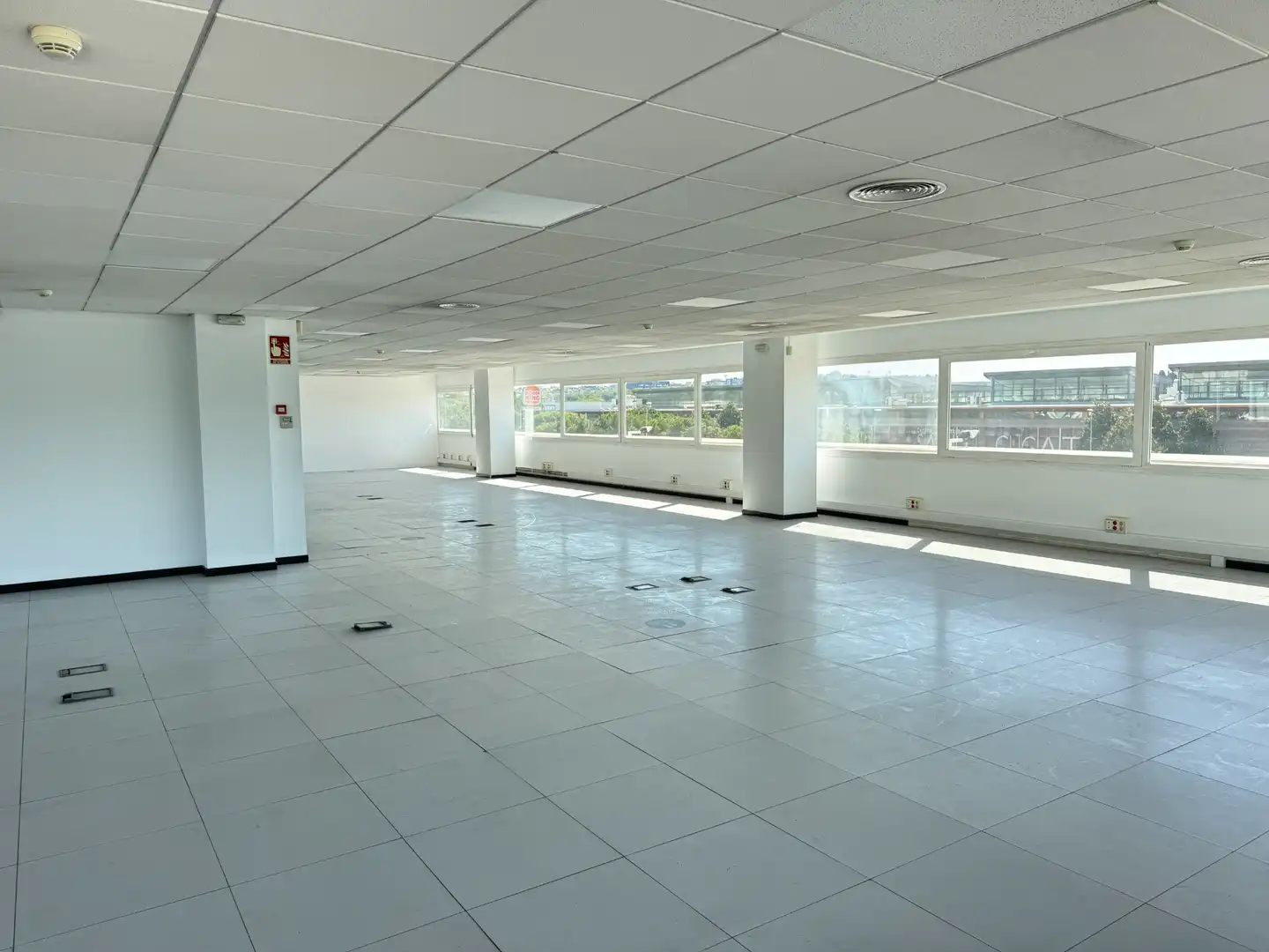 Oficina amb ascensor de lloguer a Avinguda de la Via Augusta, imagen 6