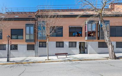 Exterior view of Flat for sale in El Viso de San Juan  with Swimming Pool