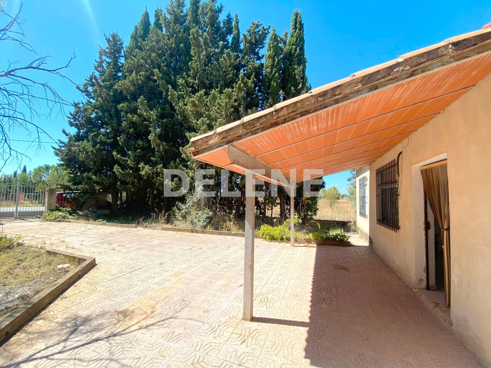Country house for sale in Hellín
