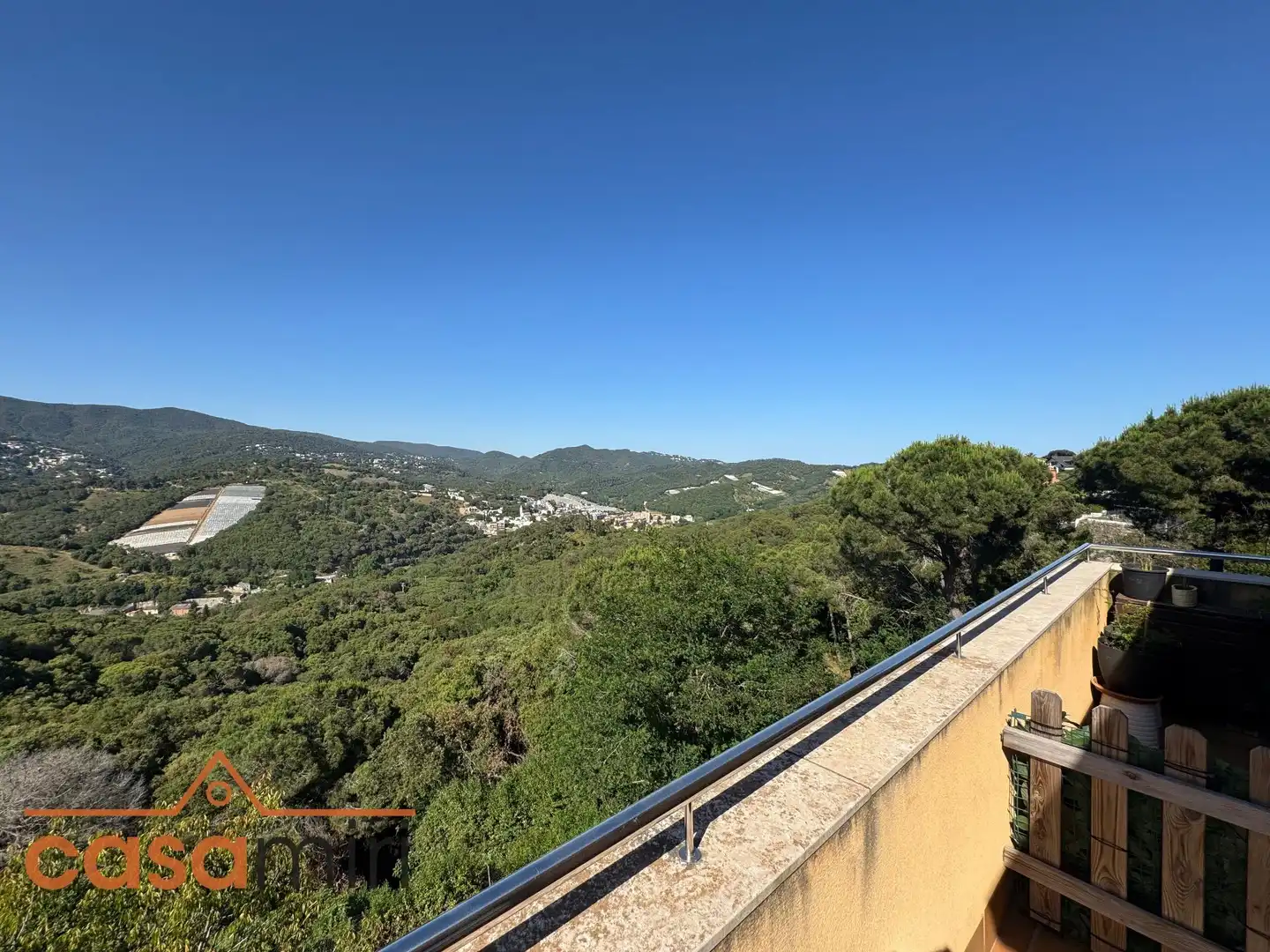 Vista exterior de Casa o chalet en venta en Sant Cebrià de Vallalta con Aire acondicionado, Calefacción y Jardín privado