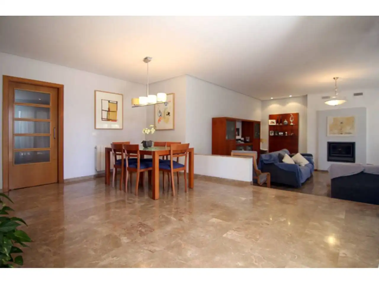 Casa con jardín en venta en Campolivar, imagen 3