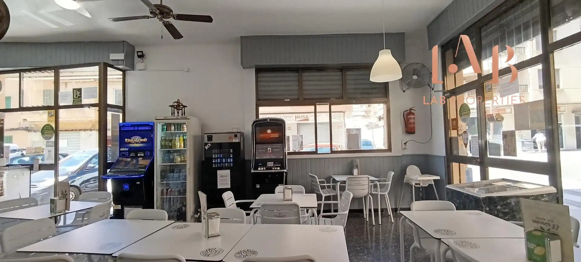 Commercial properties for rent in  Palma de Mallorca  with Air Conditioner and Furnished