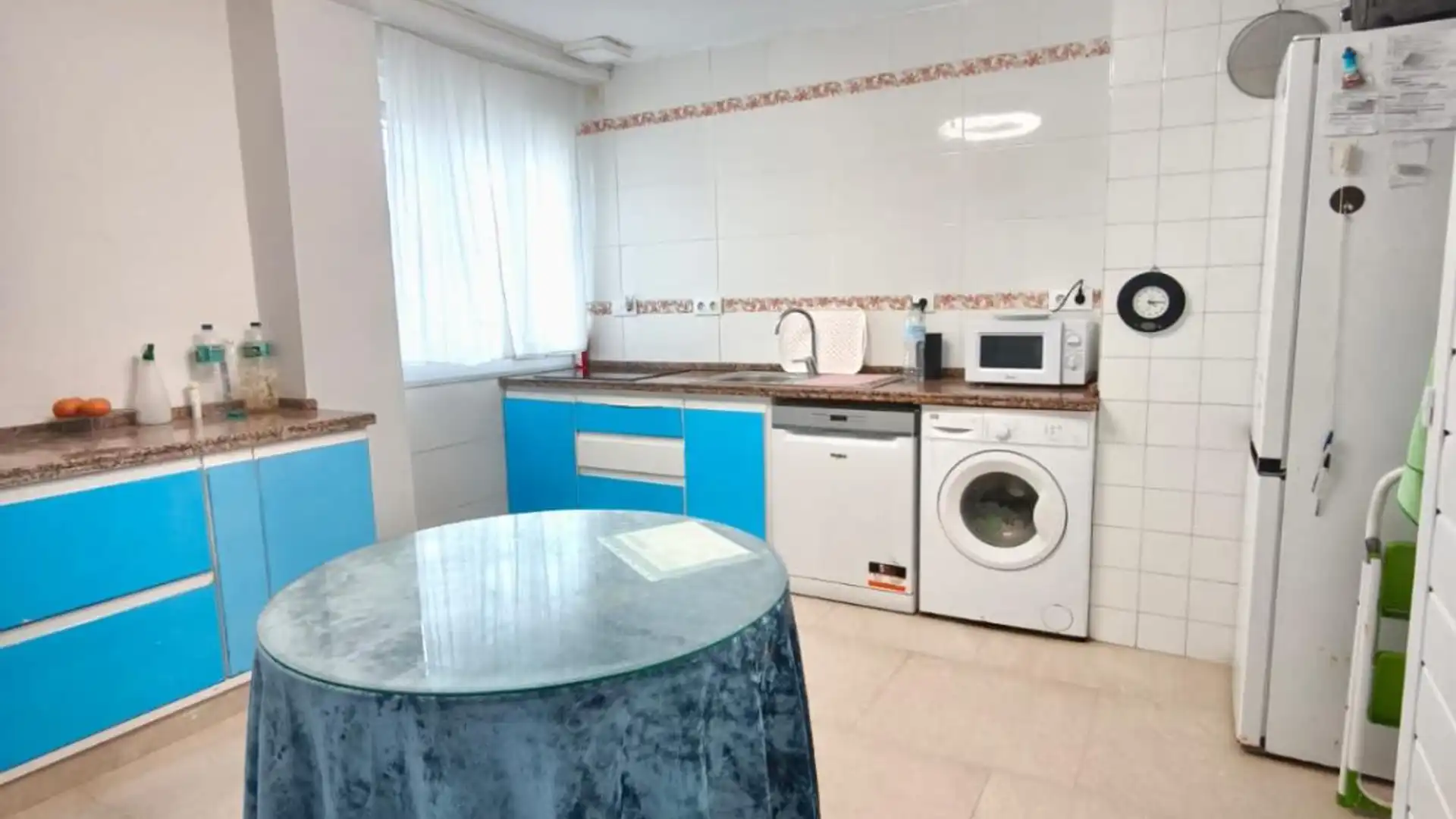 Kitchen of Flat for sale in Sanlúcar de Barrameda  with Furnished