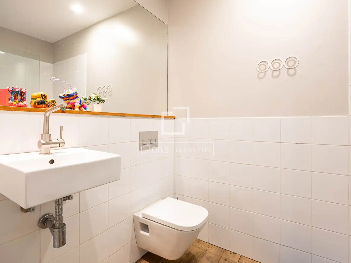 Badezimmer von Wohnung zum Verkauf in Barcelona mit Heizung