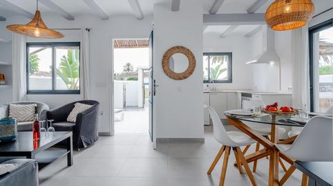 Foto 5 de Casa adosada de alquiler en Les Bassetes - El Marjal, Alicante