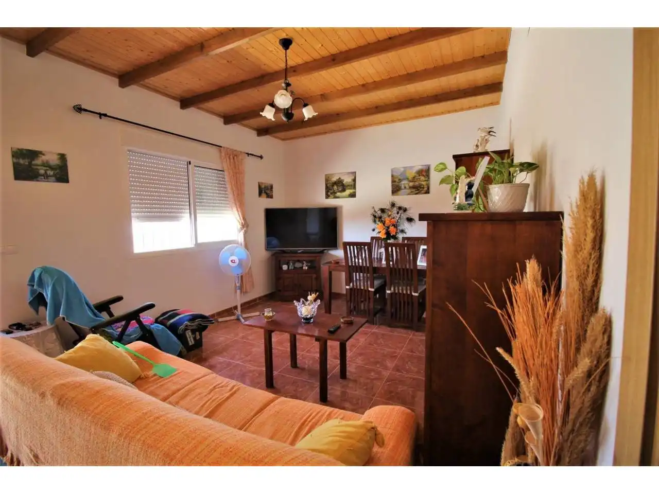 Sala d'estar de Casa o xalet en venda en Rincón de la Victoria