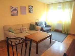 Living room of Flat to rent in Gijón   with Heating, Parquet flooring and Furnished