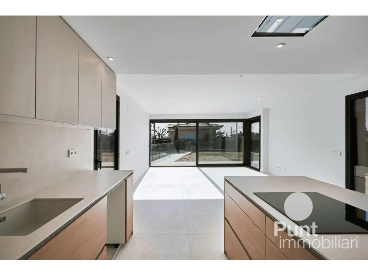 Kitchen of Houses for sale in Premià de Dalt  with Air Conditioner and Heating