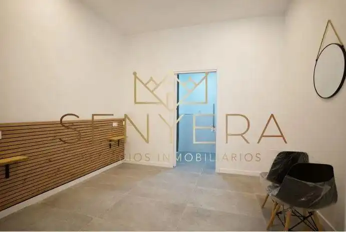 Study for sale in Valencia  with Air Conditioner, Terrace and Furnished