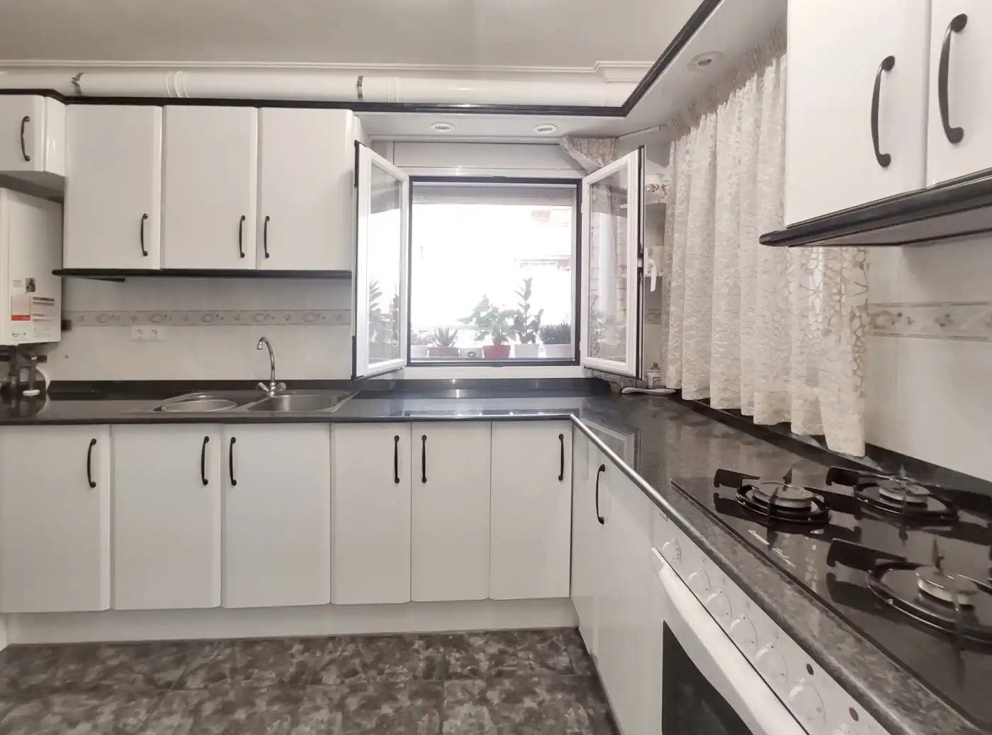 Kitchen of Flat for sale in Lleida  with Heating