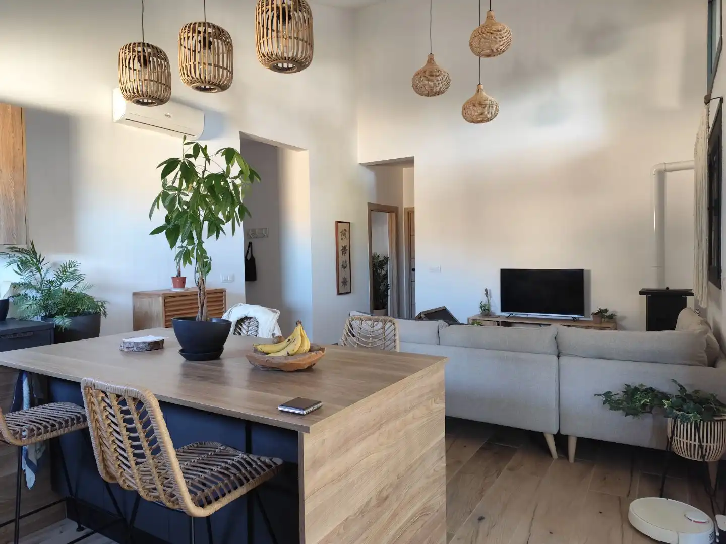 Detached house with pool for sale in Calle arc de Sant Martí 14, imagen 6