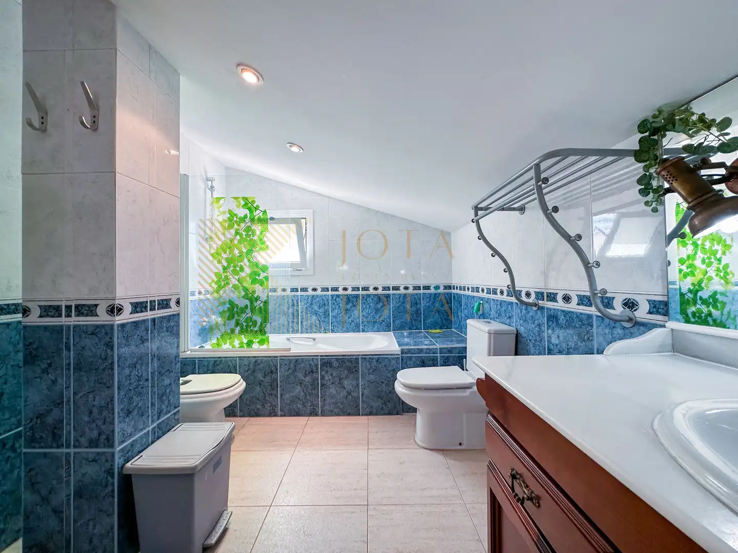 Casa amb terrassa en venda a Aiguaviva Parc, imagen 32