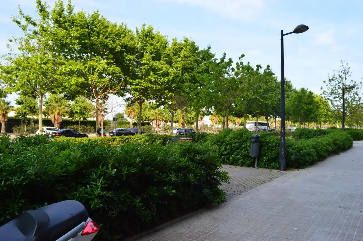 Parking of Lofts for rent in Valencia  with Air Conditioner, Heating and Parquet flooring