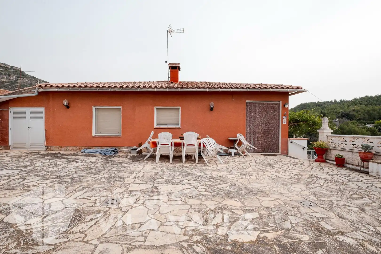 Vista exterior de Casa o xalet en venda en Sant Feliu de Codines amb Jardí privat i Piscina