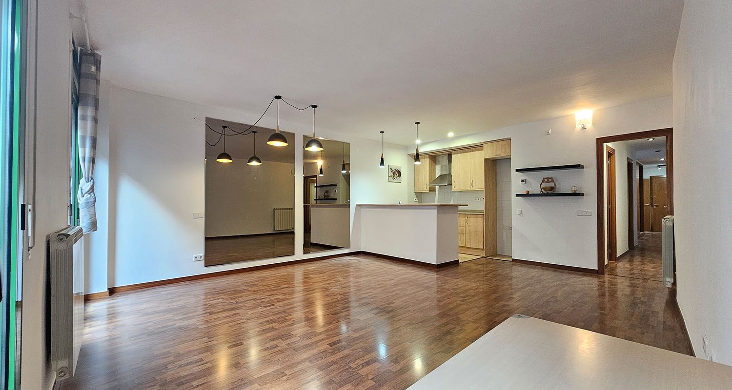 Living room of Flat for rent in Sant Celoni  with Heating, Parquet flooring and Terrace