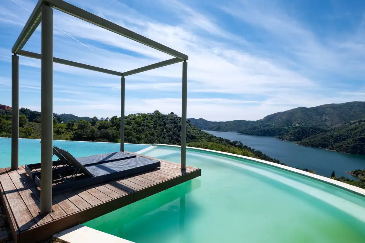 Casa amb piscina en venda a Istán, imagen 4