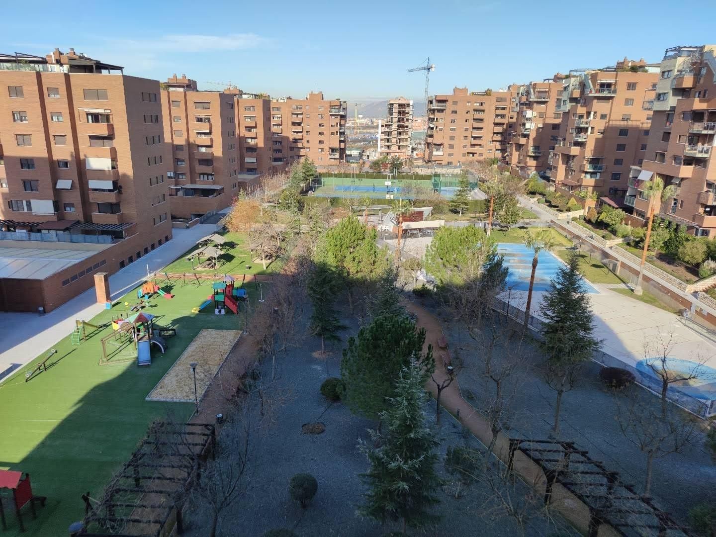 Vista exterior de Pis de lloguer en  Granada Capital