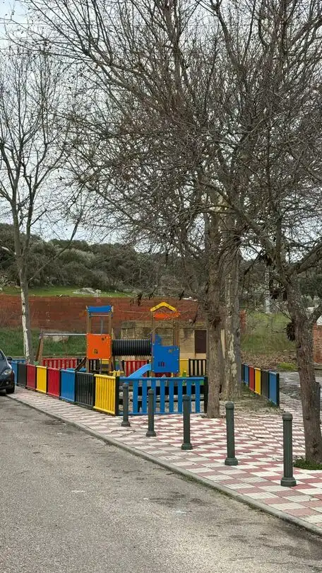 Vista exterior de Casa adosada en venta en Mejorada con Aire acondicionado, Calefacción y Jardín privado