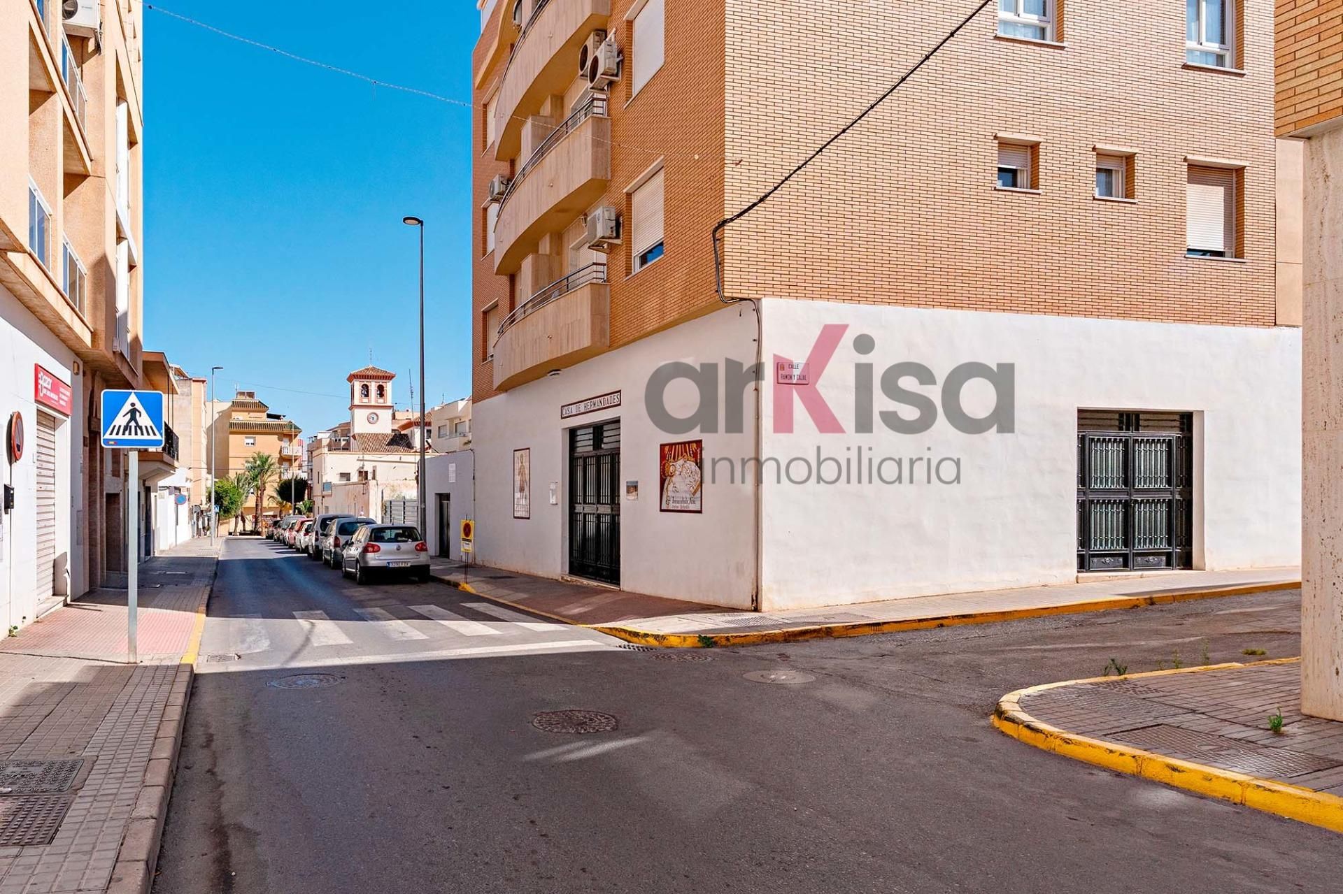 Außenansicht von Wohnungen zum Verkauf in El Ejido mit Möbliert