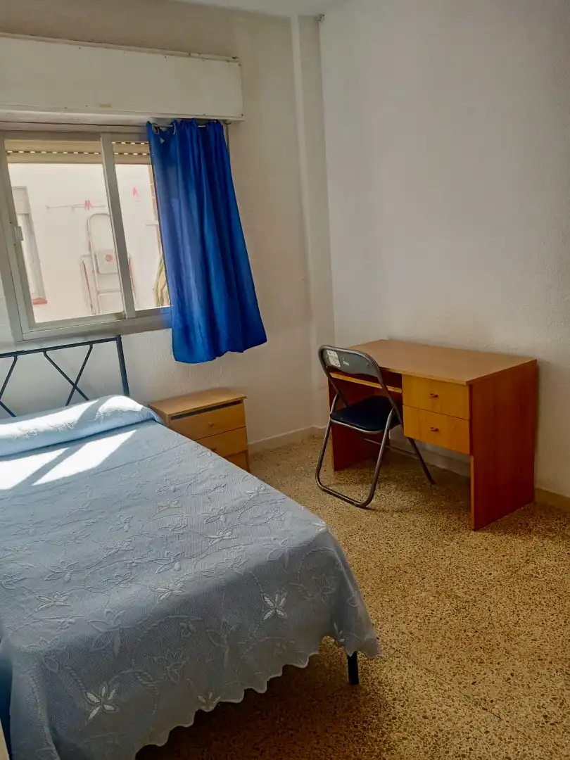 Bedroom of Flat for rent in Granada  with Parquet flooring, Terrace and Furnished