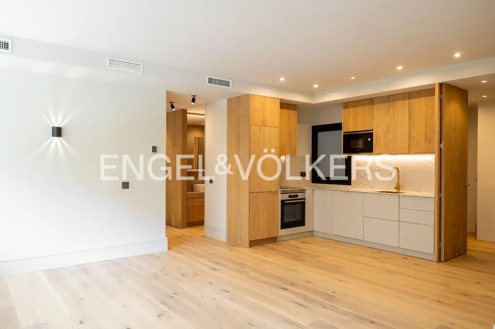 Cocina de Piso en venta en Barcelona con Aire acondicionado, Calefacción y Parquet
