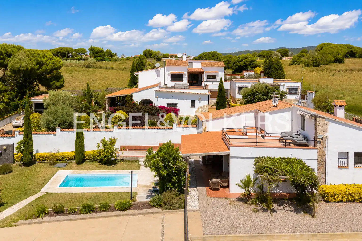 Vista exterior de Casa o xalet en venda en Tordera amb Aire condicionat, Calefacció i Jardí privat