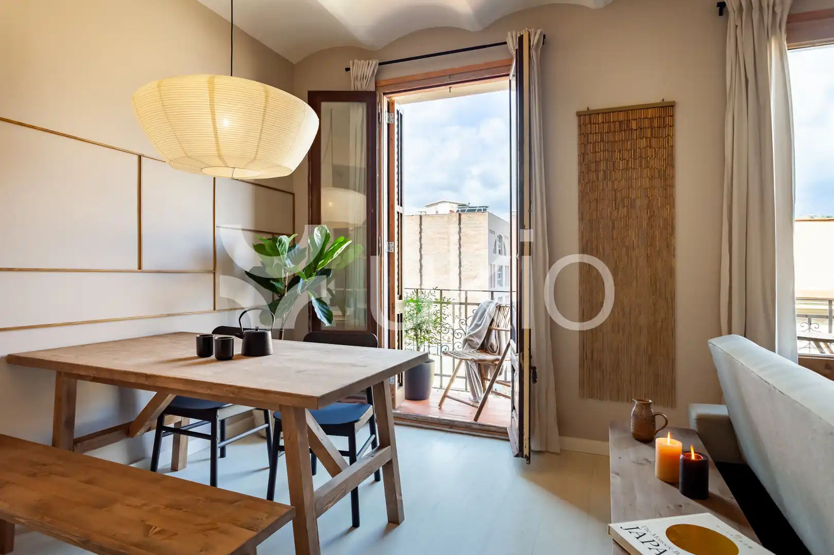 Vista exterior de Apartamento de alquiler en Barcelona con Aire acondicionado, Calefacción y Amueblado