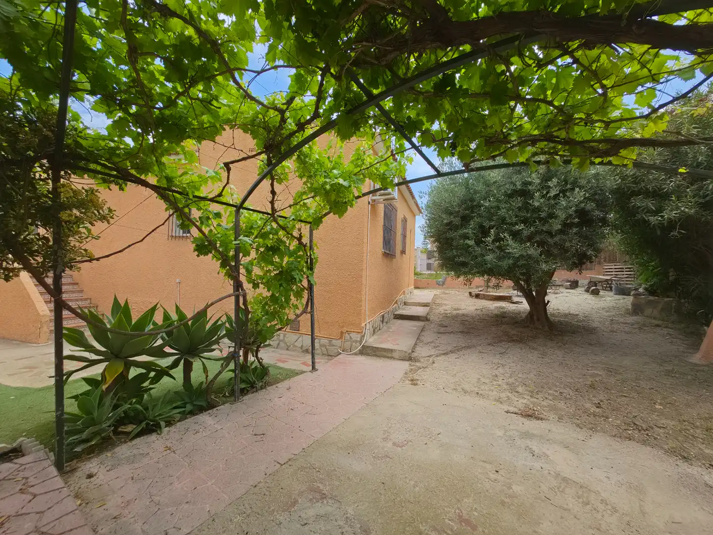 Garden of Houses for sale in El Campello  with Air Conditioner, Heating and Private garden