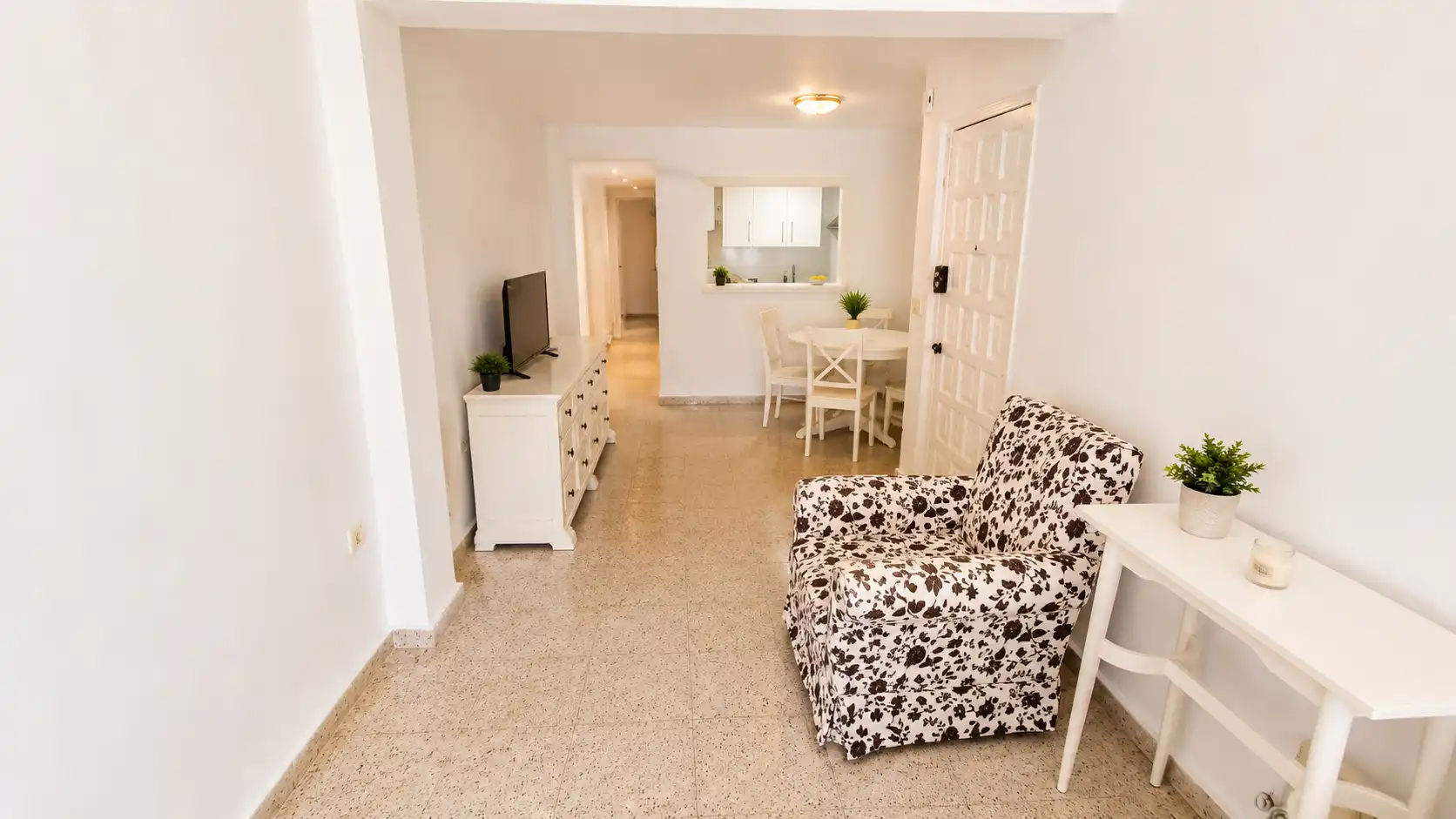Wohnzimmer von Wohnungen zur Miete in Almuñécar mit Terrasse, Möbliert und Ofen