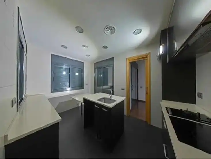 Cocina de Casa o chalet en venta en Vilanova i la Geltrú con Aire acondicionado, Jardín privado y Terraza