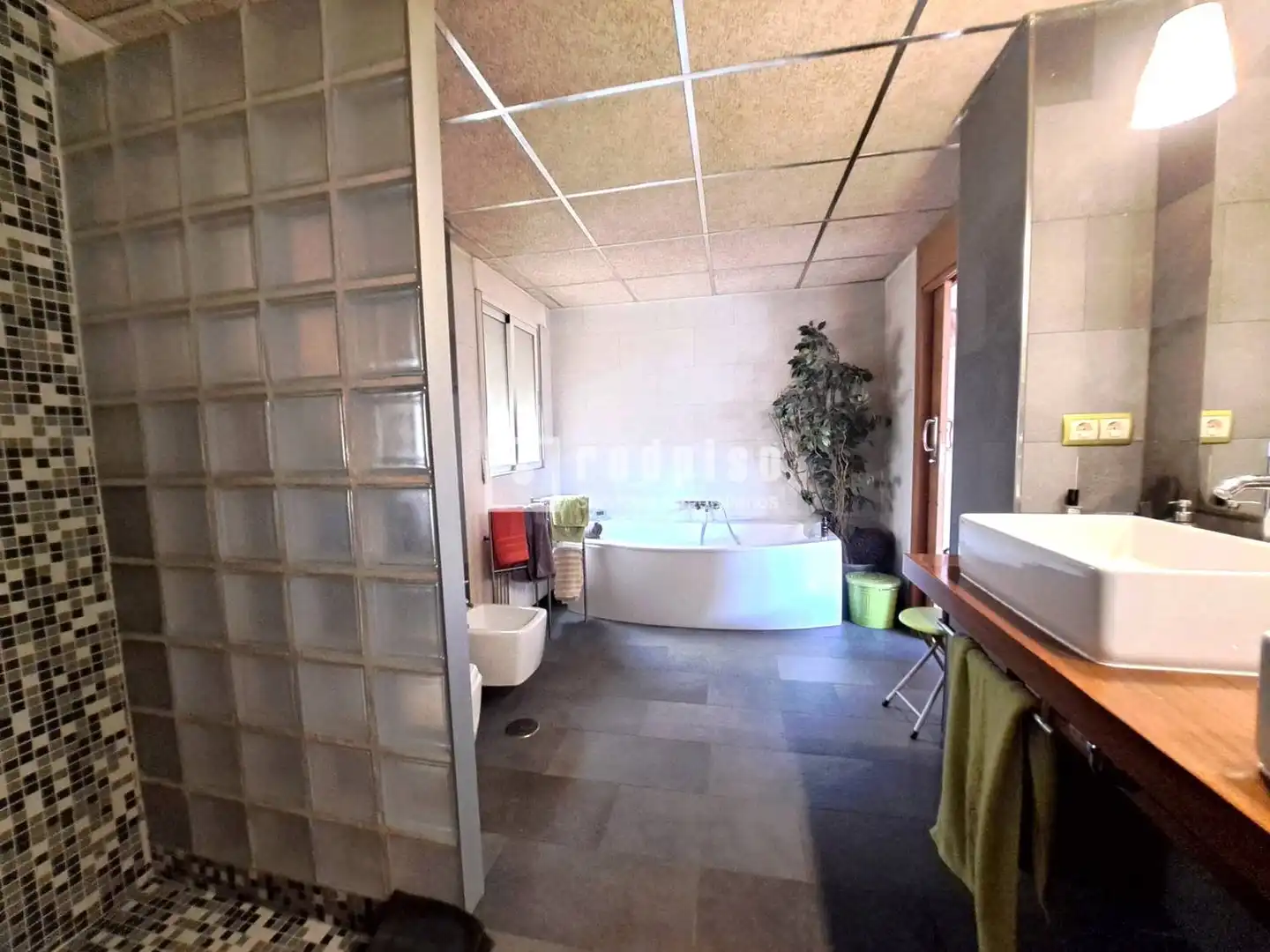 Baño de Ático en venta en Murcia con Aire acondicionado, Terraza y Trastero