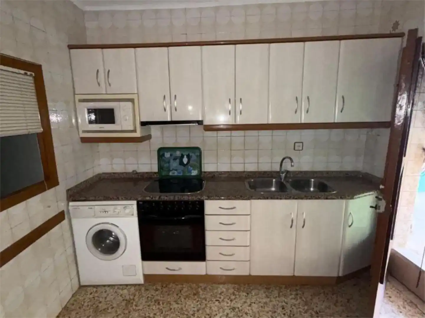 Cuina de Pis en venda en Ariño amb Traster i Balcó