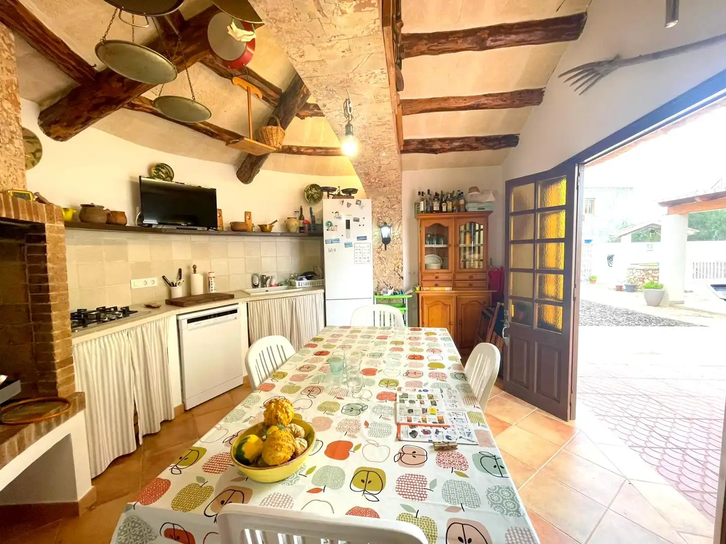 Cuina de Casa o xalet en venda en Ciutadella de Menorca amb Aire condicionat, Jardí privat i Terrassa