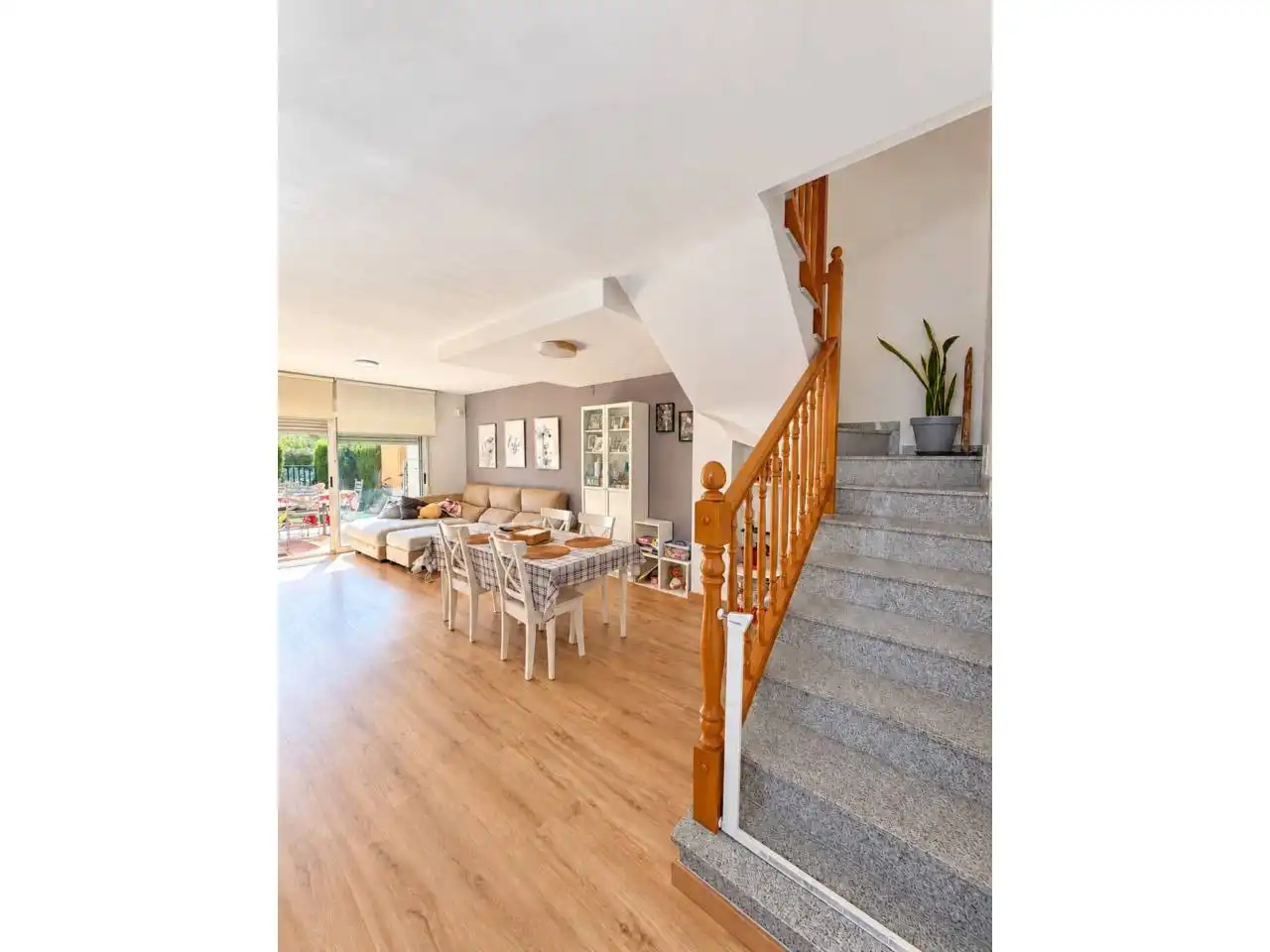 Terraced house with pool for sale in Avenida Madrid, imagen 6