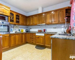 Cuina de Casa o xalet en venda en Sabadell amb Aire condicionat, Calefacció i Terrassa