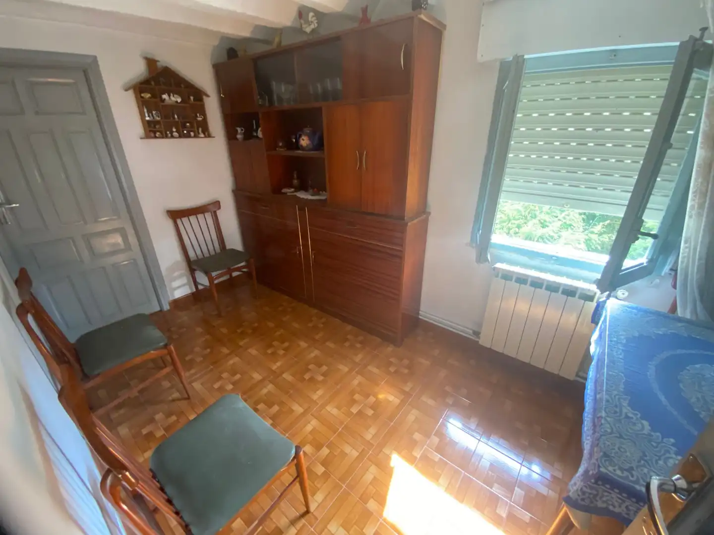 Sala d'estar de Finca rústica en venda en Villafranca Montes de Oca amb Calefacció, Jardí privat i Traster