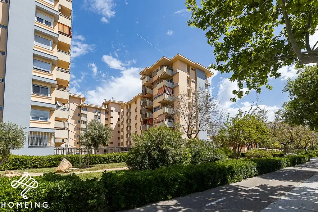 Vista exterior de Pis en venda en  Palma de Mallorca amb Aire condicionat, Parquet i Terrassa