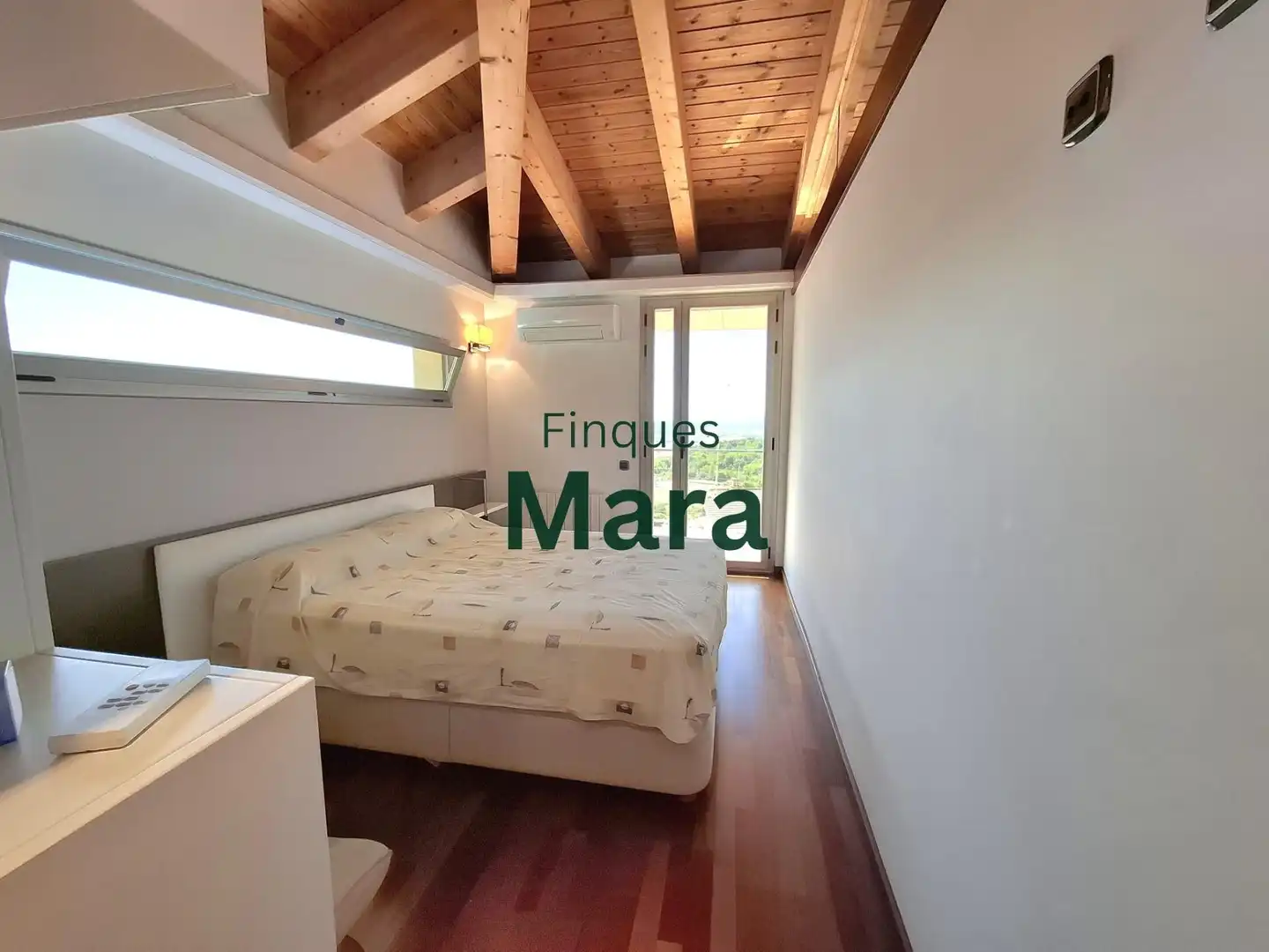 Habitación de Casa o chalet en venta en Sant Boi de Llobregat con Aire acondicionado, Calefacción y Jardín privado