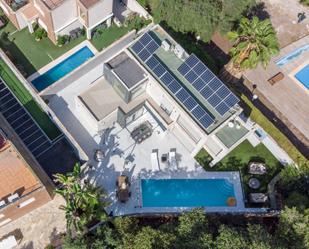 Piscina de Casa o xalet en venda en Alicante / Alacant amb Aire condicionat, Calefacció i Jardí privat