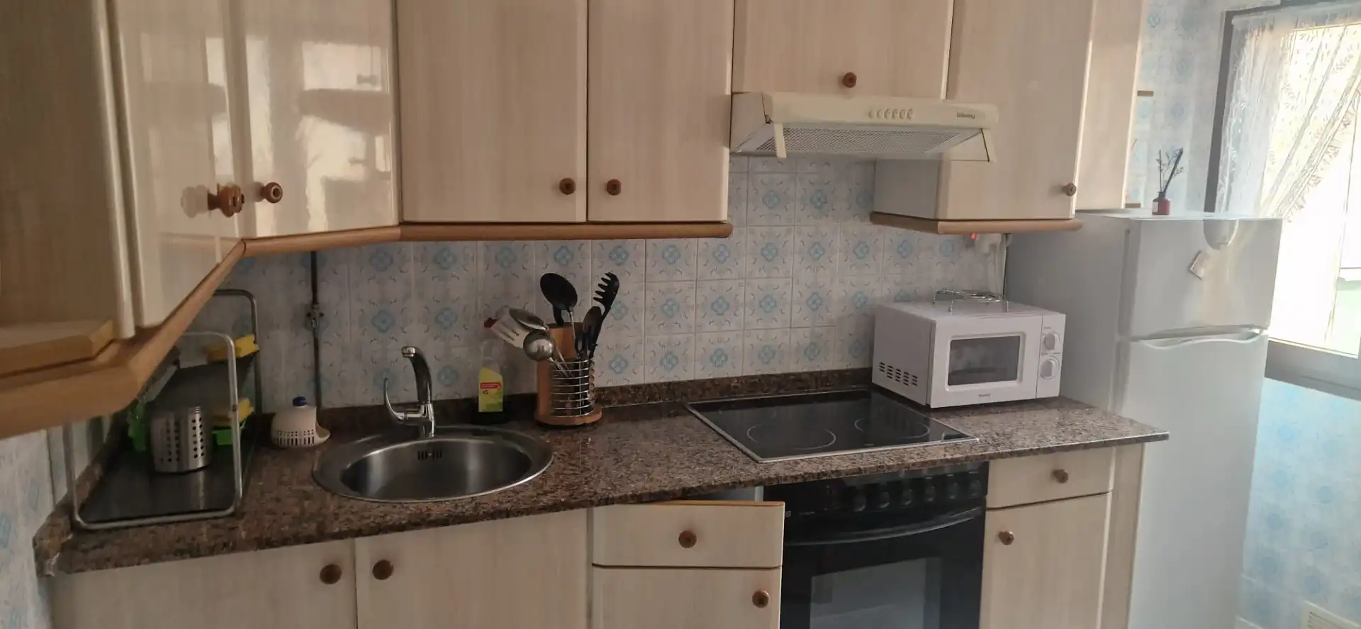 Cocina de Piso de alquiler en Tapia de Casariego con Amueblado, Horno y Lavadora