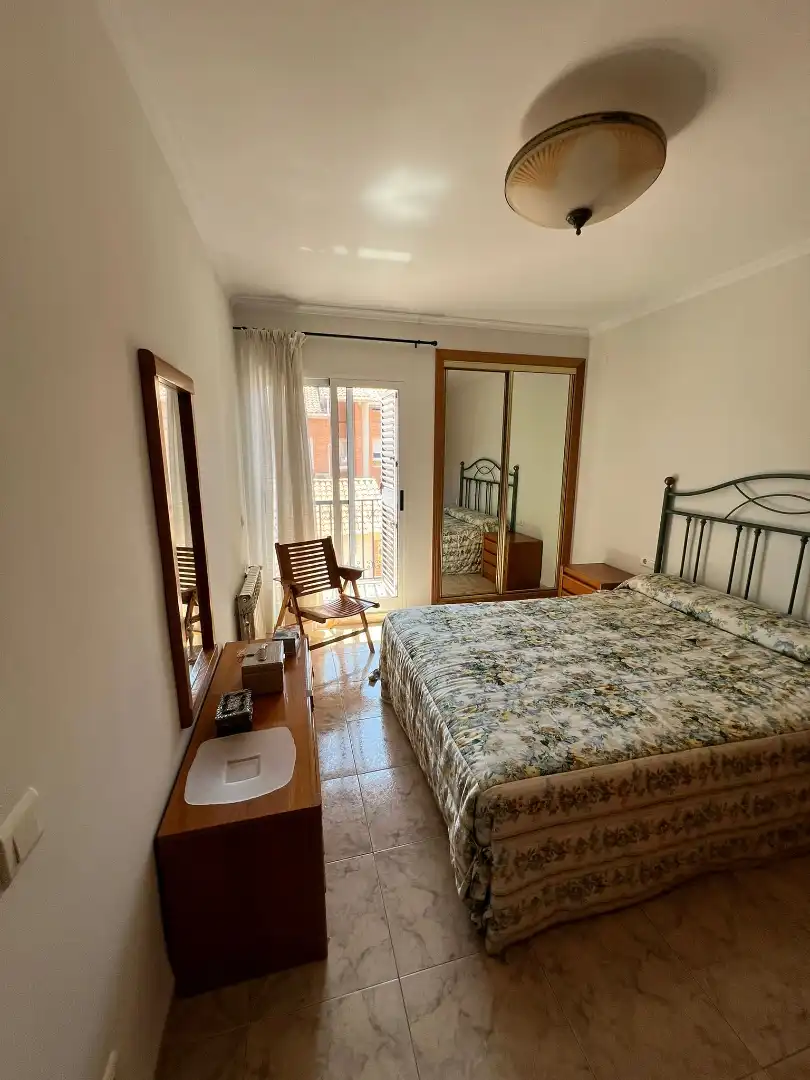 Schlafzimmer von Einfamilien-Reihenhaus zum Verkauf in Sagunto / Sagunt mit Klimaanlage, Heizung und Terrasse