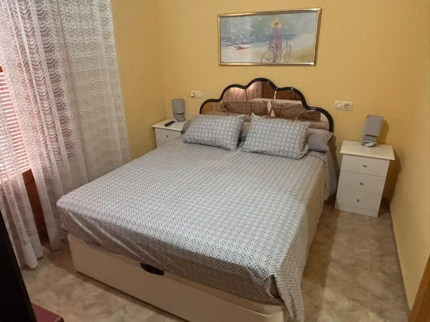 Dormitori de Casa o xalet en venda en Chulilla amb Aire condicionat, Terrassa i Balcó