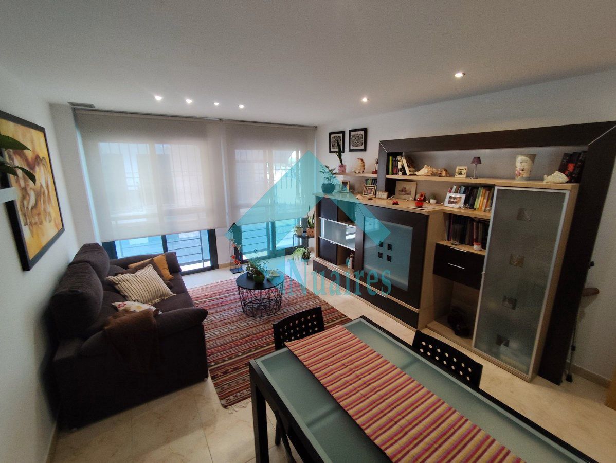 Sala d'estar de Pis en venda en Castellón de la Plana / Castelló de la Plana amb Aire condicionat, Calefacció i Jardí privat
