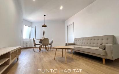 Living room of Flat for sale in  Barcelona Capital  with Air Conditioner